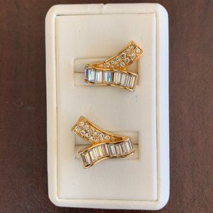 Sparkling Swarovski crystal pave and baguette clip earrings, gold tone